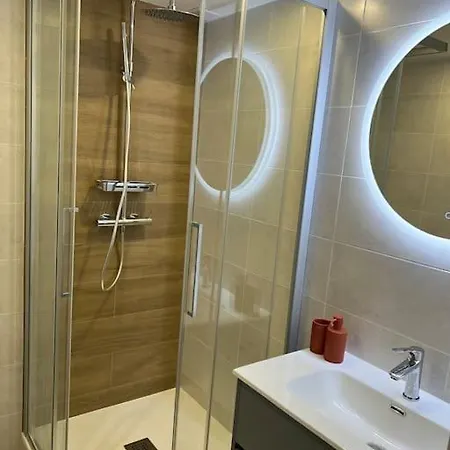 Design Entier Neuf A Paris Gentilly